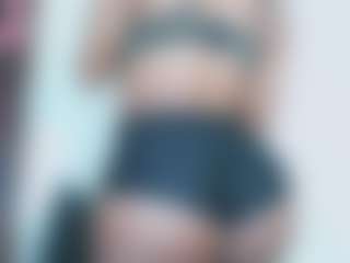 debora-cat's Live Sex Cam Show