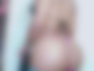 debora-cat's Live Sex Cam Show