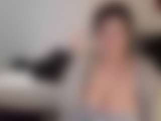 Live cam show with maramaze - Living Room on Camsoda