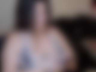 maramaze MILF webcam performer live streaming
