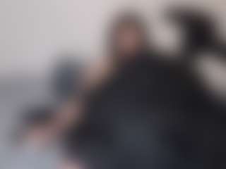 maramaze MILF webcam performer live streaming