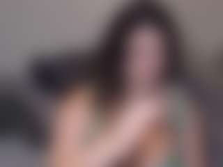 maramaze MILF webcam performer live streaming
