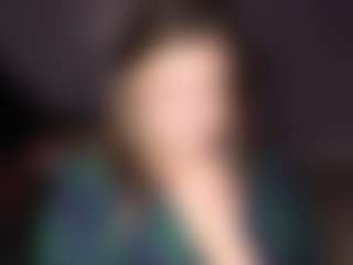 Live cam show with maramaze - Bedroom MILF on crypto-cams