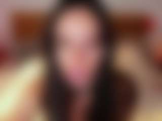 Live cam show with Lil_Dayna - Petite on justonemore.cc
