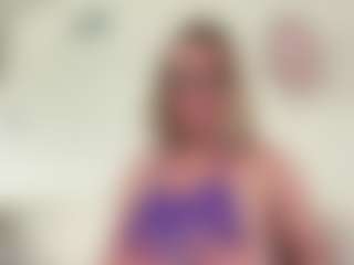 Live cam show with MIlf-Goddess - Spy Granny on CamSodaAdn