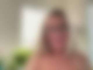 Live cam show with MIlf-Goddess - New Latina on liverealitysex.com