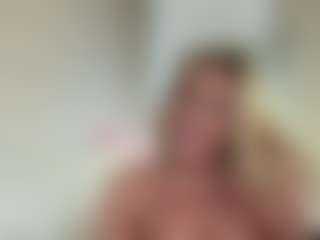 Live cam show with MIlf-Goddess - Sexwebcam MILF on WildCum