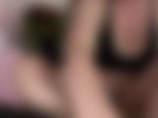 Live cam show with MIlf-Goddess - Dildo Or Vibrator MILF on xfollow cams