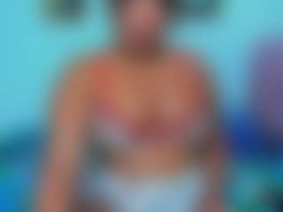 clodymalla22's Live Sex Cam Show