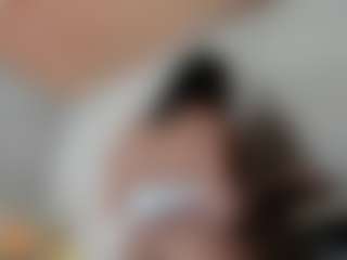 clodymalla22's Live Sex Cam Show