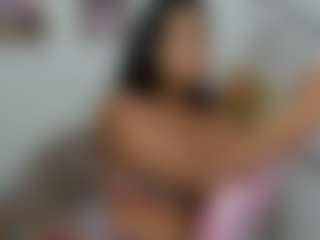 clodymalla22's Live Sex Cam Show