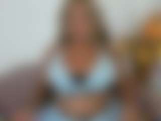 clodymalla22's Live Sex Cam Show
