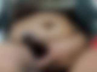 clodymalla22's Live Sex Cam Show