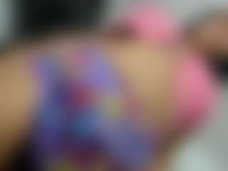 clodymalla22's Live Sex Cam Show