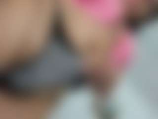 clodymalla22's Live Sex Cam Show