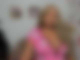 clodymalla22's Live Sex Cam Show