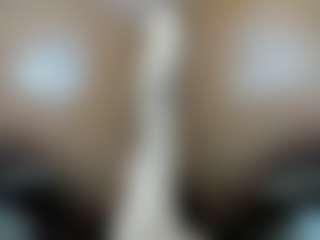 clodymalla22's Live Sex Cam Show