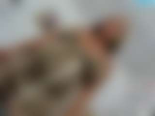 Live cam show with clodymalla22 - Average on slutload