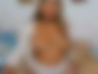 clodymalla22's Live Sex Cam Show