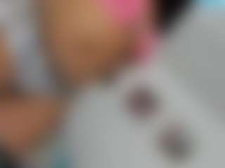 Live cam show with clodymalla22 - Black Hair on Camsoda