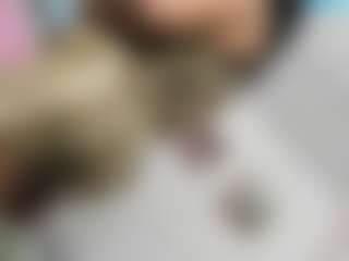 clodymalla22's Live Sex Cam Show