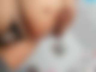 Live cam show with clodymalla22 - Average on SxyPornLive