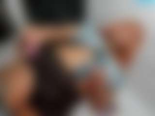 clodymalla22's Live Sex Cam Show
