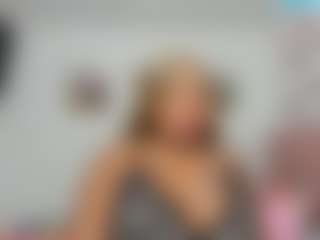 clodymalla22's Live Sex Cam Show
