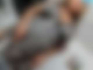 Show en direct avec clodymalla22 - Average sur Camsoda