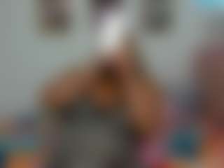 clodymalla22's Live Sex Cam Show
