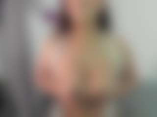emma-honey22's Live Sex Cam Show