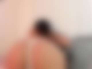 emma-honey22's Live Sex Cam Show
