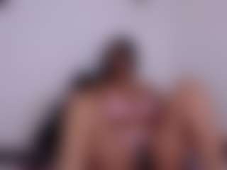 emma-honey22's Live Sex Cam Show