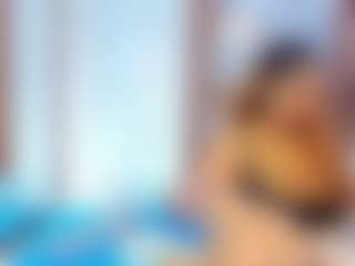 Live cam show with Hanny - Smoking on galaxygirlnitro.com