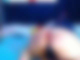 karla-lane18 MILF webcam performer live streaming