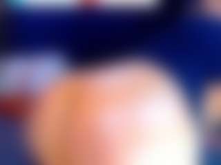 karla-lane18 MILF webcam performer live streaming