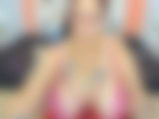 Live cam show with Laura-riley - Middle Aged on Hubzter Live