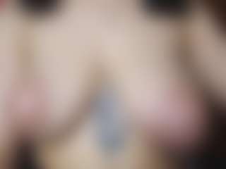 Marcelinee50's Live Sex Cam Show