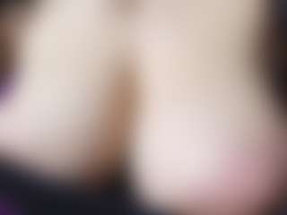 Marcelinee50's Live Sex Cam Show