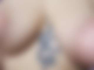 Live cam show with Marcelinee50 - Shaved Pussy on Dolls Live