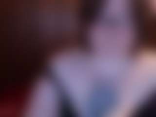 Live cam show with Ramora Rey - Pretty on Camsoda