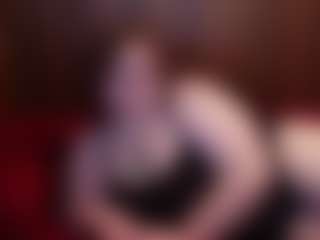 Live cam show with Ramora Rey - Gamer Curvy on Dare Cams