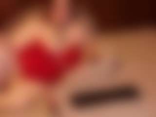 Live cam show with Ramora Rey - Pretty on infinitiblacc.com