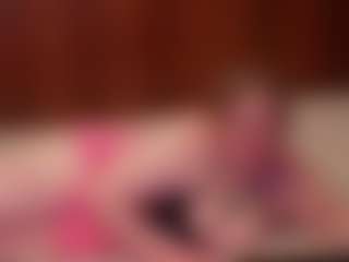 Live cam show with Ramora Rey - Gamer Pornstar on Dolls Live