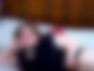 Live cam show with Ramora Rey - Goth on Stripli.com