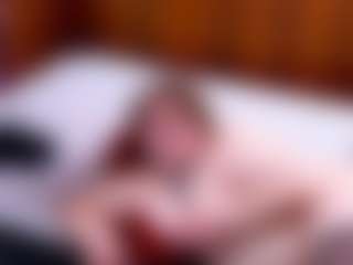 Live cam show with Ramora Rey - Goth on intimatelivegirls.com