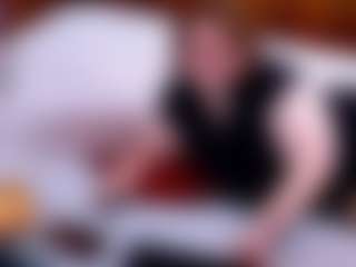 Live cam show with Ramora Rey - Gamer Brown Hair on Camsoda Late Night