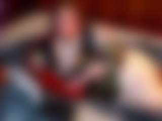 Live cam show with Ramora Rey - Sweet Submissive on Camsoda