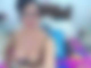 Live cam show with NewYoselinTS - Orgasm on CamwithHer