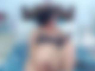 Live cam show with NewYoselinTS - Cumshot on madthumbs